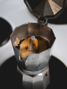 How to Make Coffee Without Coffee Maker, 8 Easy Methods That Work