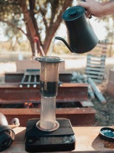 How to Brew the Perfect Cup of Coffee (9-Step Beginners Guide)